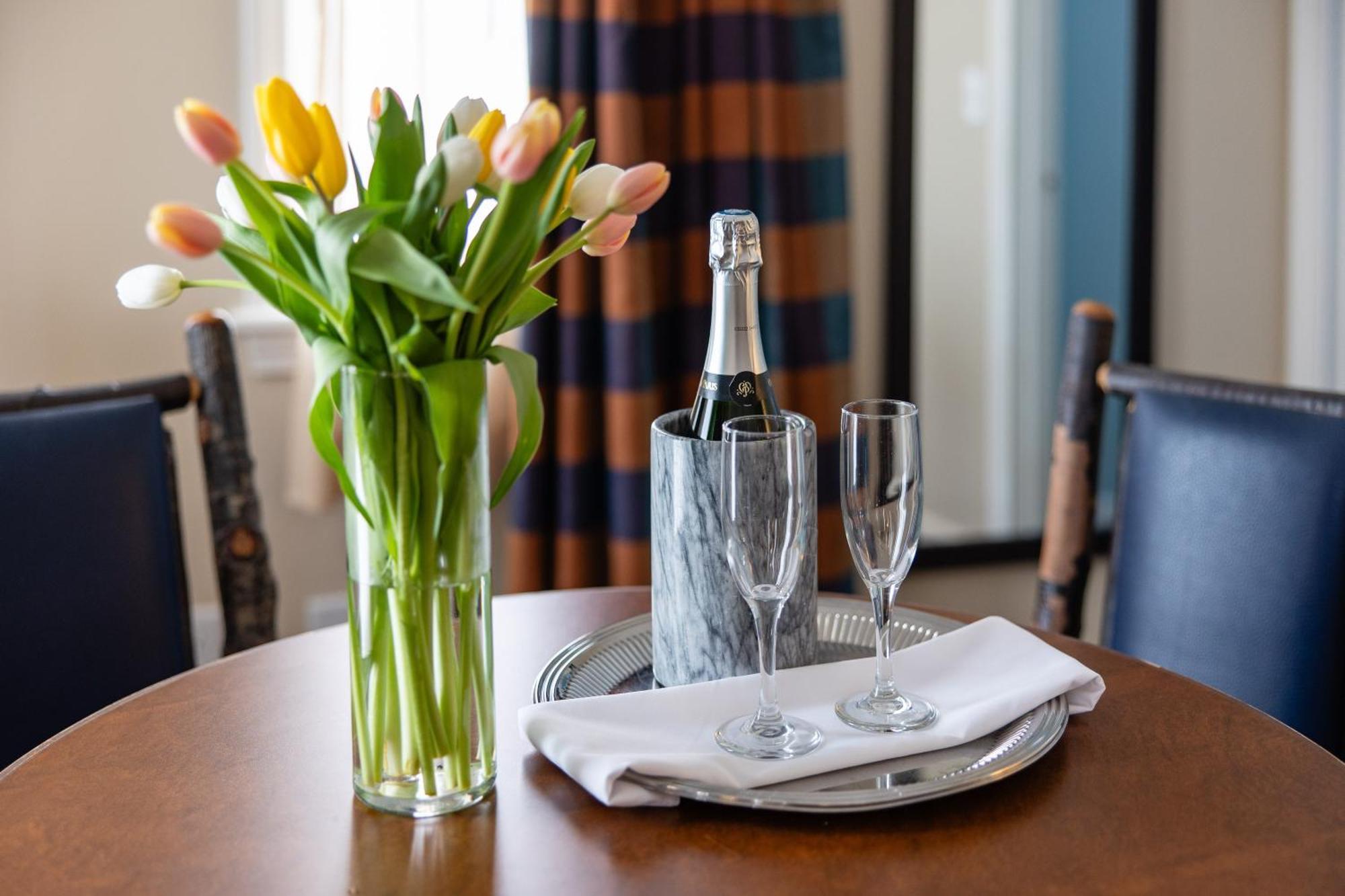 Wolfeboro Inn Екстер'єр фото